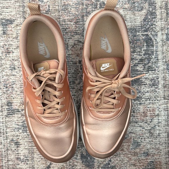 Nike Air max thea rose gold size 9.5 - Picture 6 of 7